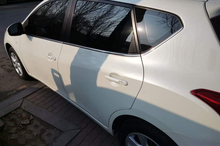 Used Nissan Tiida 2014 1.6L CVT Smart Model Left Side