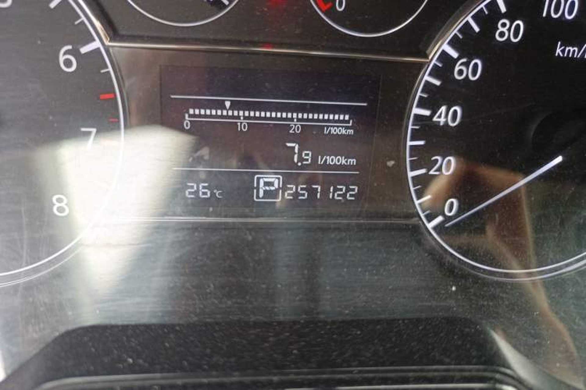 Used Nissan Tiida 2014 1.6L CVT Comfort Model Odometer Close Up