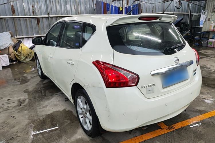 Used Nissan Tiida 2014 1.6L CVT Smart Model Rear Left 45 Deg