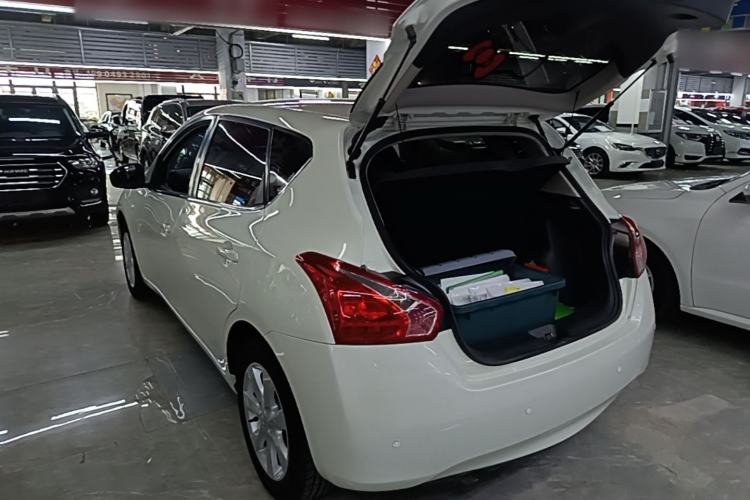 Used Nissan Tiida 2014 1.6L CVT Smart Model Rear Left 45 Deg