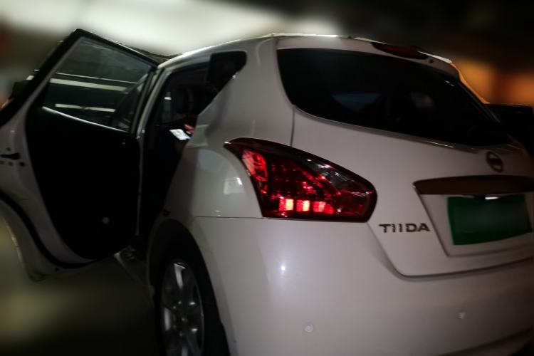 Used Nissan Tiida 2014 1.6L CVT Smart Model Rear Left 45 Deg