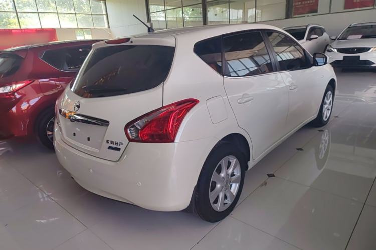 Used Nissan Tiida 2014 1.6L CVT Smart Model Rear Right 45 Deg