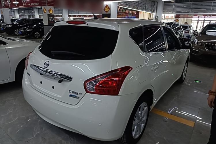 Used Nissan Tiida 2014 1.6L CVT Smart Model Rear Right 45 Deg