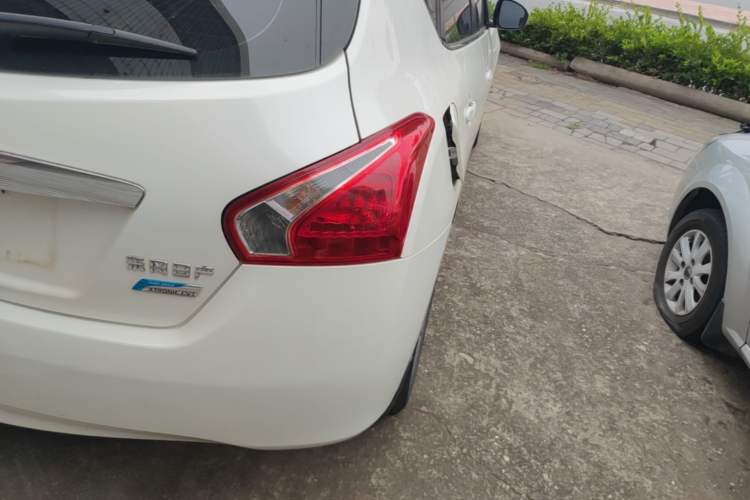 Used Nissan Tiida 2014 1.6L CVT Smart Model Right Rear Taillight