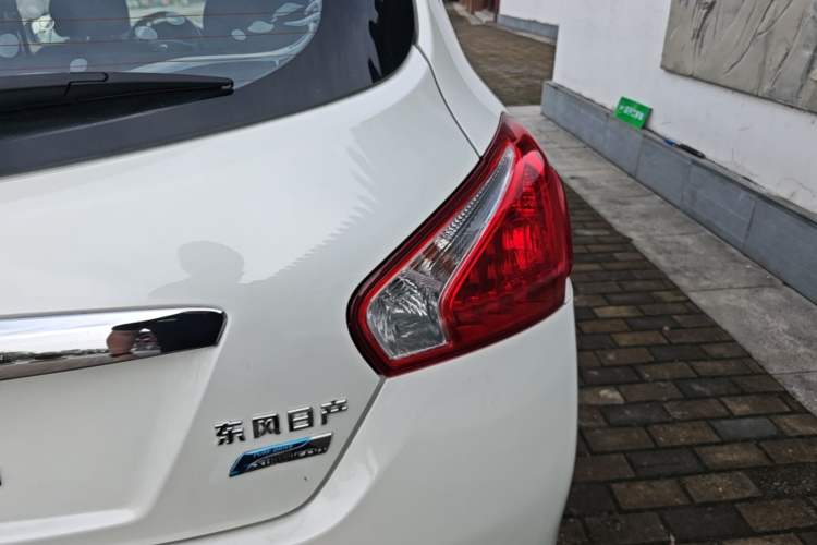 Used Nissan Tiida 2014 1.6L CVT Comfort Model Right Rear Taillight