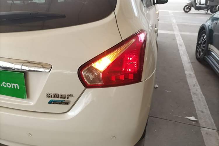 Used Nissan Tiida 2014 1.6L CVT Smart Model Right Rear Taillight