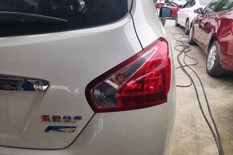 Used Nissan Tiida 2014 1.6L CVT Comfort Model Right Rear Taillight