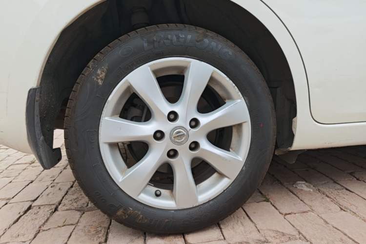 Used Nissan Tiida 2014 1.6L CVT Comfort Model Right Rear Wheel Hub