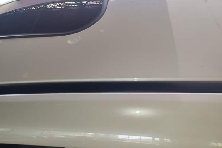 Used Nissan Tiida 2014 1.6L CVT Smart Model Roof