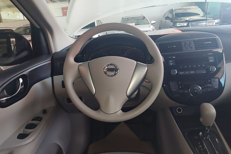 Used Nissan Tiida 2014 1.6L CVT Smart Model Steering Wheel