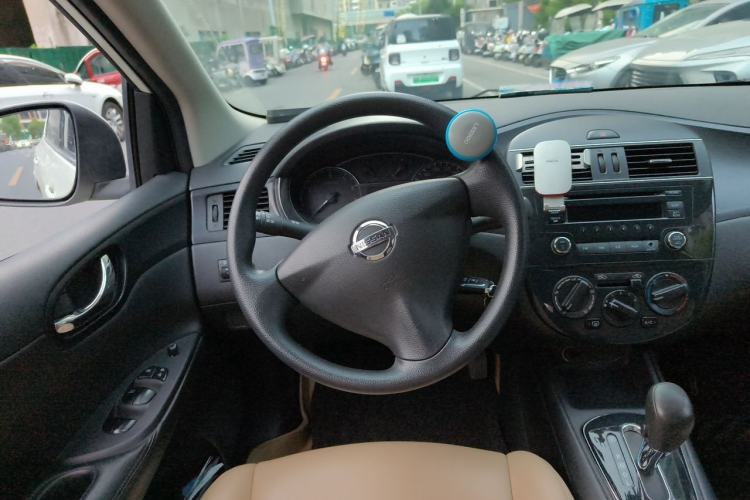 Used Nissan Tiida 2014 1.6L CVT Comfort Model Steering Wheel