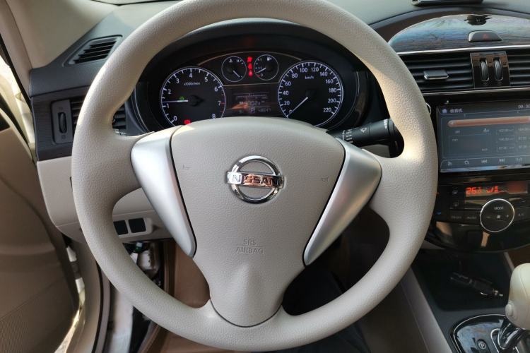 Used Nissan Tiida 2014 1.6L CVT Smart Model Steering Wheel
