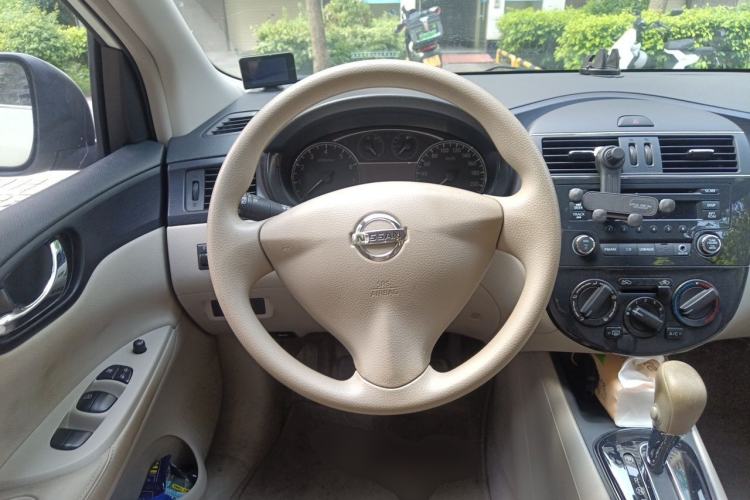 Used Nissan Tiida 2014 1.6L CVT Comfort Model Steering Wheel