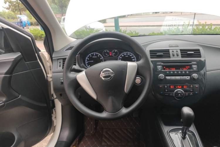 Used Nissan Tiida 2014 1.6L CVT Smart Model Steering Wheel