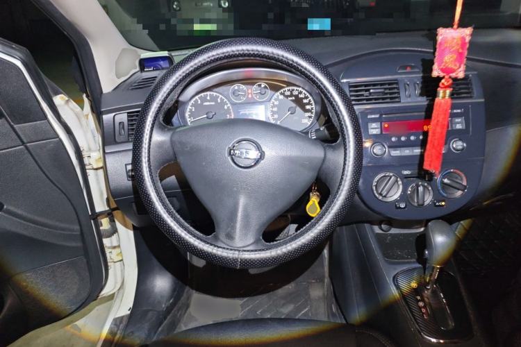 Used Nissan Tiida 2014 1.6L CVT Comfort Model Steering Wheel