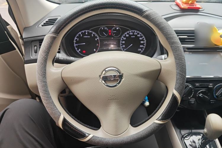 Used Nissan Tiida 2014 1.6L CVT Smart Model Steering Wheel