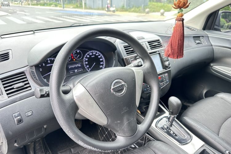 Used Nissan Tiida 2014 1.6L CVT Smart Model Steering Wheel