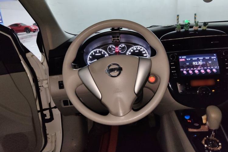 Used Nissan Tiida 2014 1.6L CVT Smart Model Steering Wheel
