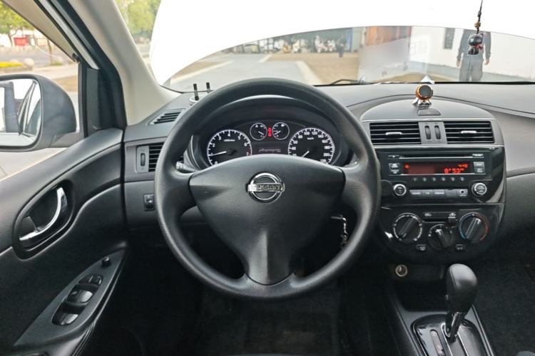 Used Nissan Tiida 2014 1.6L CVT Comfort Model Steering Wheel