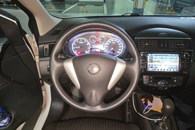 Used Nissan Tiida 2014 1.6L CVT Smart Model Steering Wheel