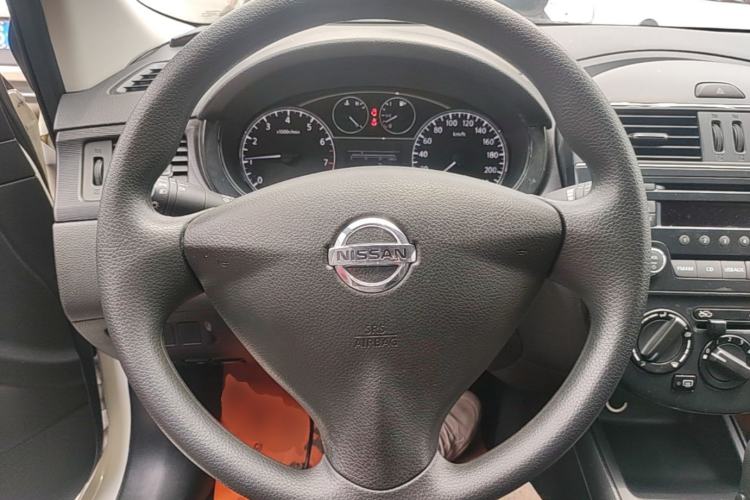Used Nissan Tiida 2014 1.6L CVT Comfort Model Steering Wheel