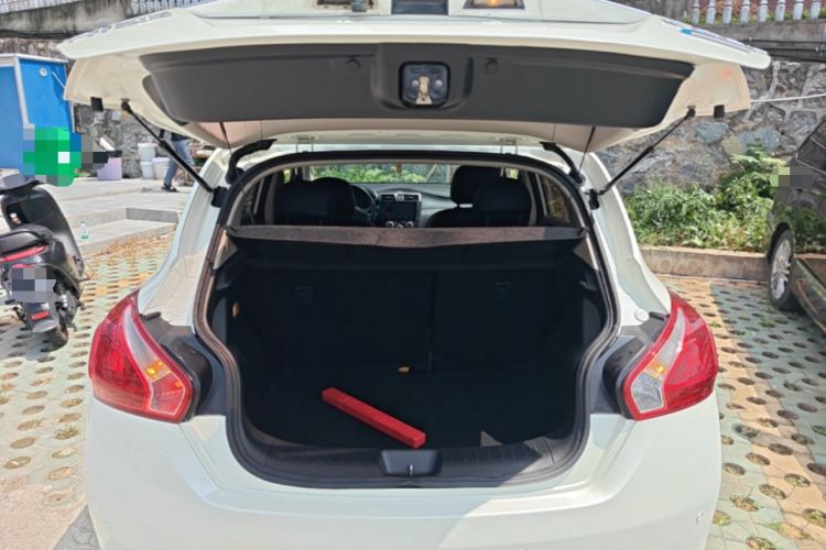Used Nissan Tiida 2014 1.6L CVT Comfort Model Trunk
