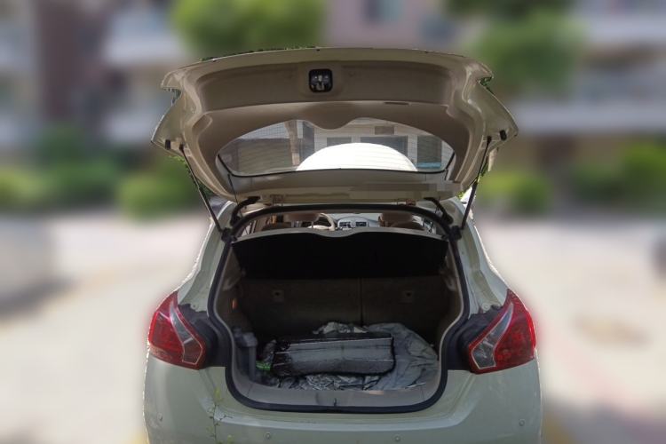 Used Nissan Tiida 2014 1.6L CVT Comfort Model Trunk