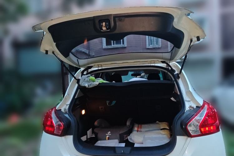 Used Nissan Tiida 2014 1.6L CVT Comfort Model Trunk