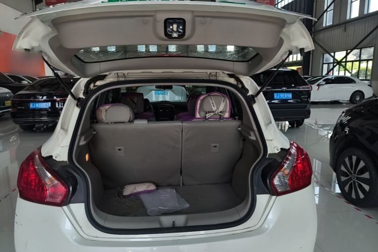 Used Nissan Tiida 2014 1.6L CVT Comfort Model Trunk