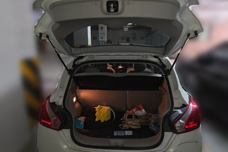 Used Nissan Tiida 2014 1.6L CVT Comfort Model Trunk