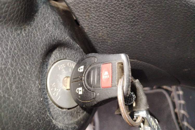 Used Nissan Tiida 2014 1.6L CVT Comfort Model Vehicle Key