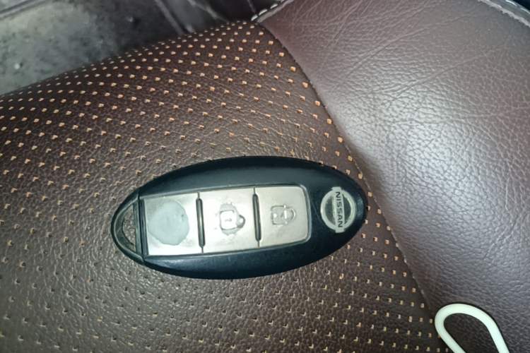 Used Nissan Tiida 2014 1.6L CVT Smart Model Vehicle Key