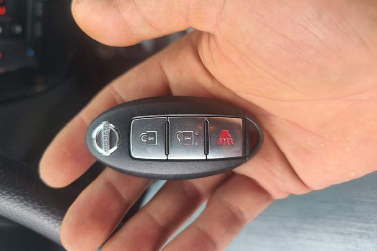 Used Nissan Tiida 2014 1.6L CVT Smart Model Vehicle Key