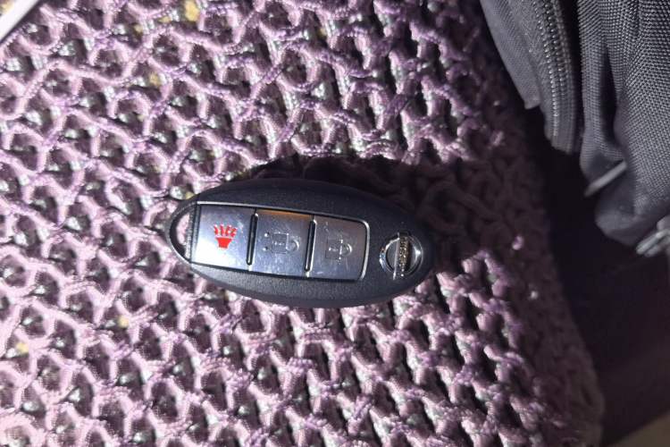 Used Nissan Tiida 2014 1.6L CVT Smart Model Vehicle Key