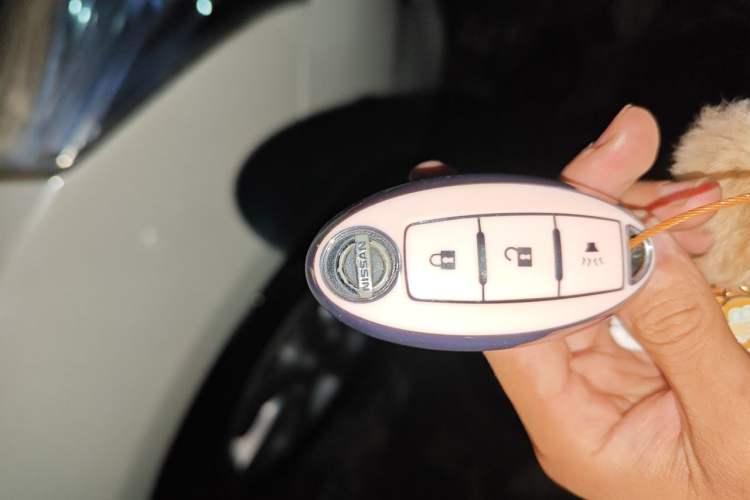 Used Nissan Tiida 2014 1.6L CVT Cool Cafe Edition Vehicle Key