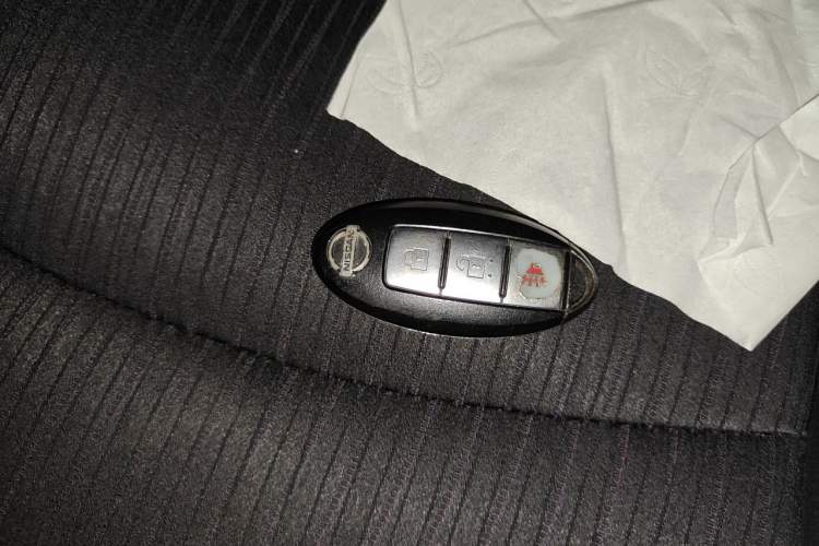 Used Nissan Tiida 2014 1.6L CVT Smart Model Vehicle Key