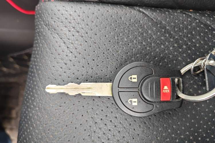 Used Nissan Tiida 2014 1.6L Manual Comfort Model Vehicle Key