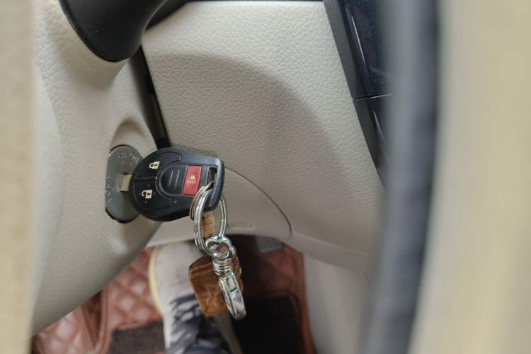 Used Nissan Tiida 2014 1.6L CVT Comfort Model Vehicle Key