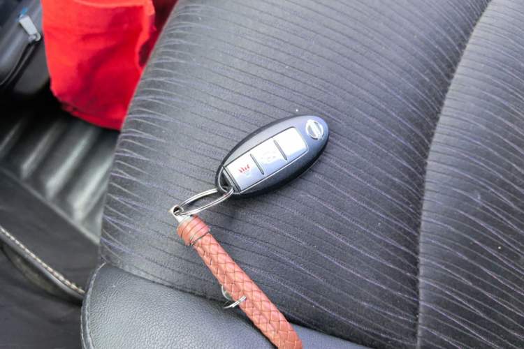 Used Nissan Tiida 2014 1.6L CVT Smart Model Vehicle Key