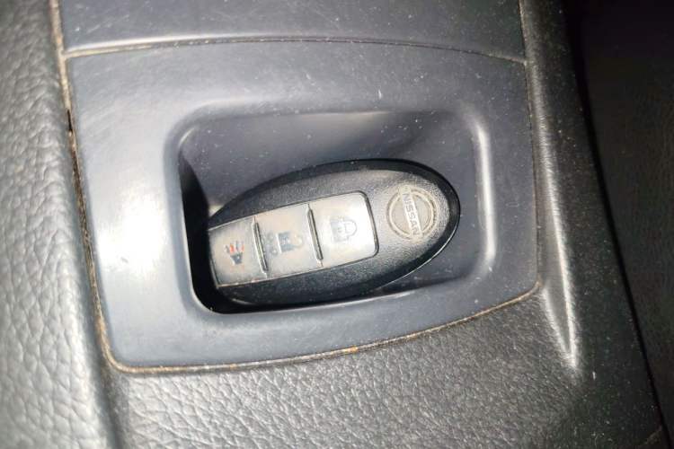 Used Nissan Tiida 2014 1.6L CVT Smart Model Vehicle Key