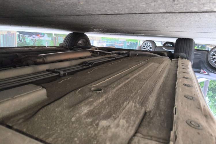 Used Nissan Tiida 2014 1.6L CVT Comfort Model Chassis Front Right