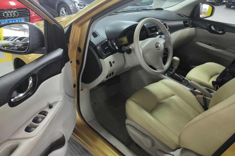 Used Nissan Tiida 2014 1.6L CVT Comfort Model Driver Seat