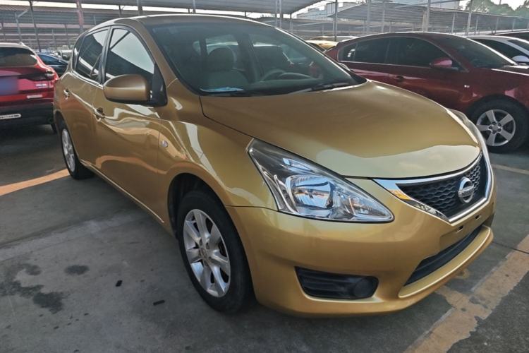 Used Nissan Tiida 2014 1.6L CVT Comfort Model Front Right 45 Deg