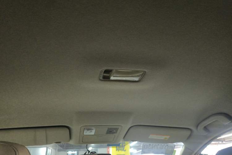 Used Nissan Tiida 2014 1.6L CVT Comfort Model Headliner