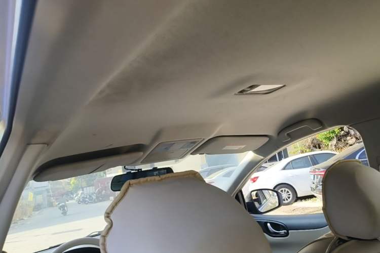 Used Nissan Tiida 2014 1.6L CVT Comfort Model Headliner