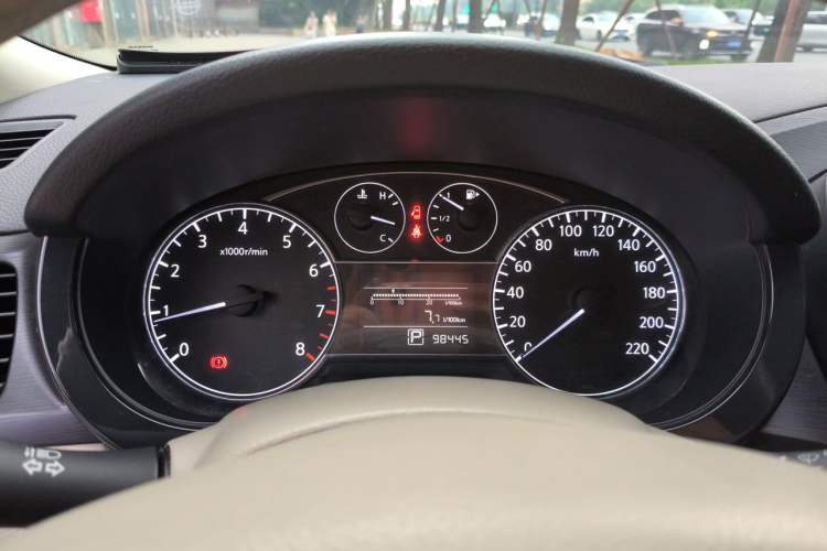 Used Nissan Tiida 2014 1.6L CVT Comfort Model Instrument Cluster