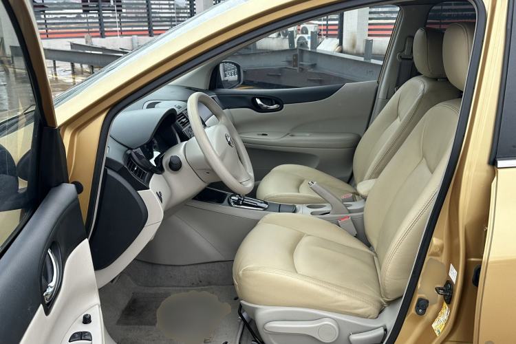 Used Nissan Tiida 2014 1.6L CVT Comfort Model Left Front Seat