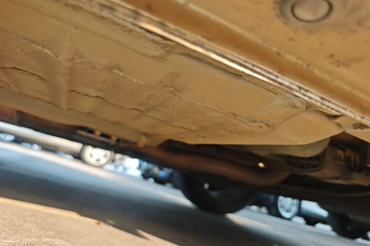 Used Nissan Tiida 2014 1.6L CVT Comfort Model Left Side Sill