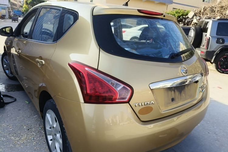 Used Nissan Tiida 2014 1.6L CVT Comfort Model Rear Left 45 Deg