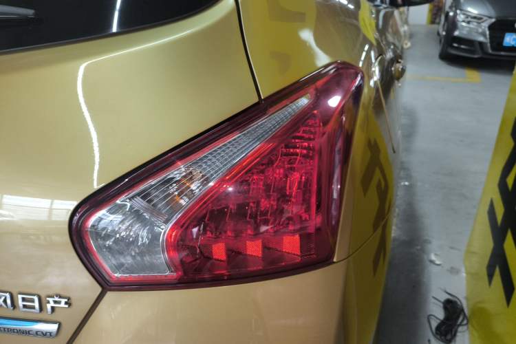 Used Nissan Tiida 2014 1.6L CVT Comfort Model Right Rear Taillight